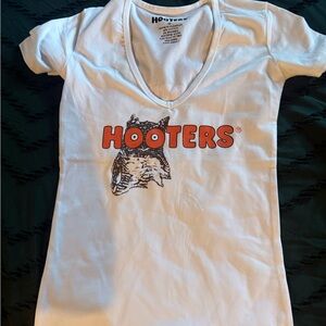 Hooters Tee with Owl Graphic - White and Orange